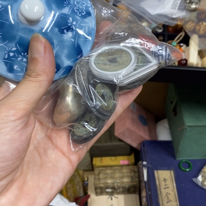 躺****瓷中古工艺品一件