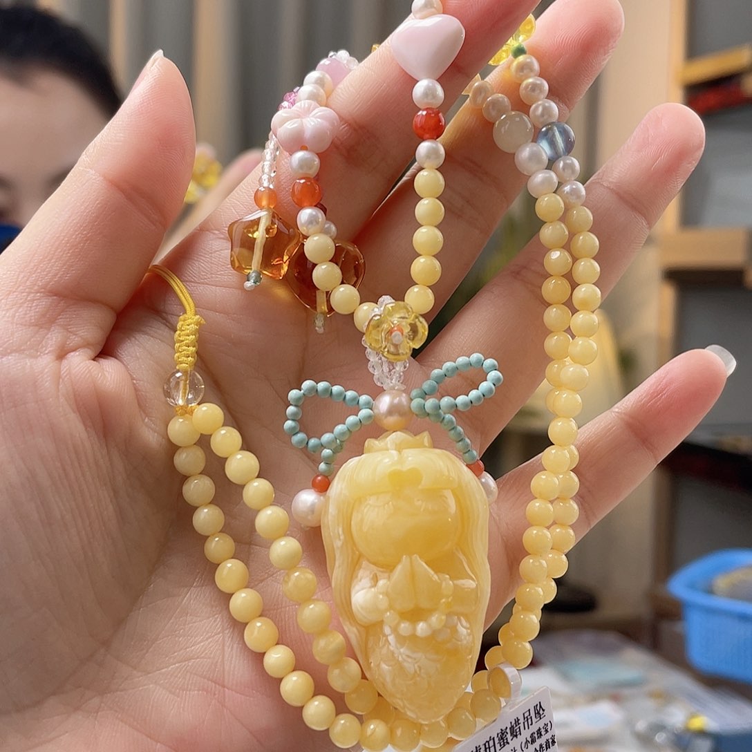 琥珀裸石未镶嵌蜜蜡吊坠