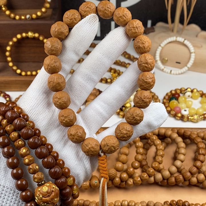 吊坠猴头核桃大枣