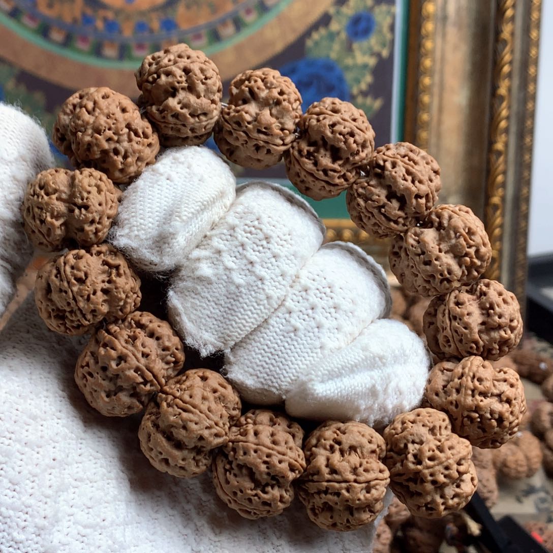 金刚菩提手串21.5深沟梅花