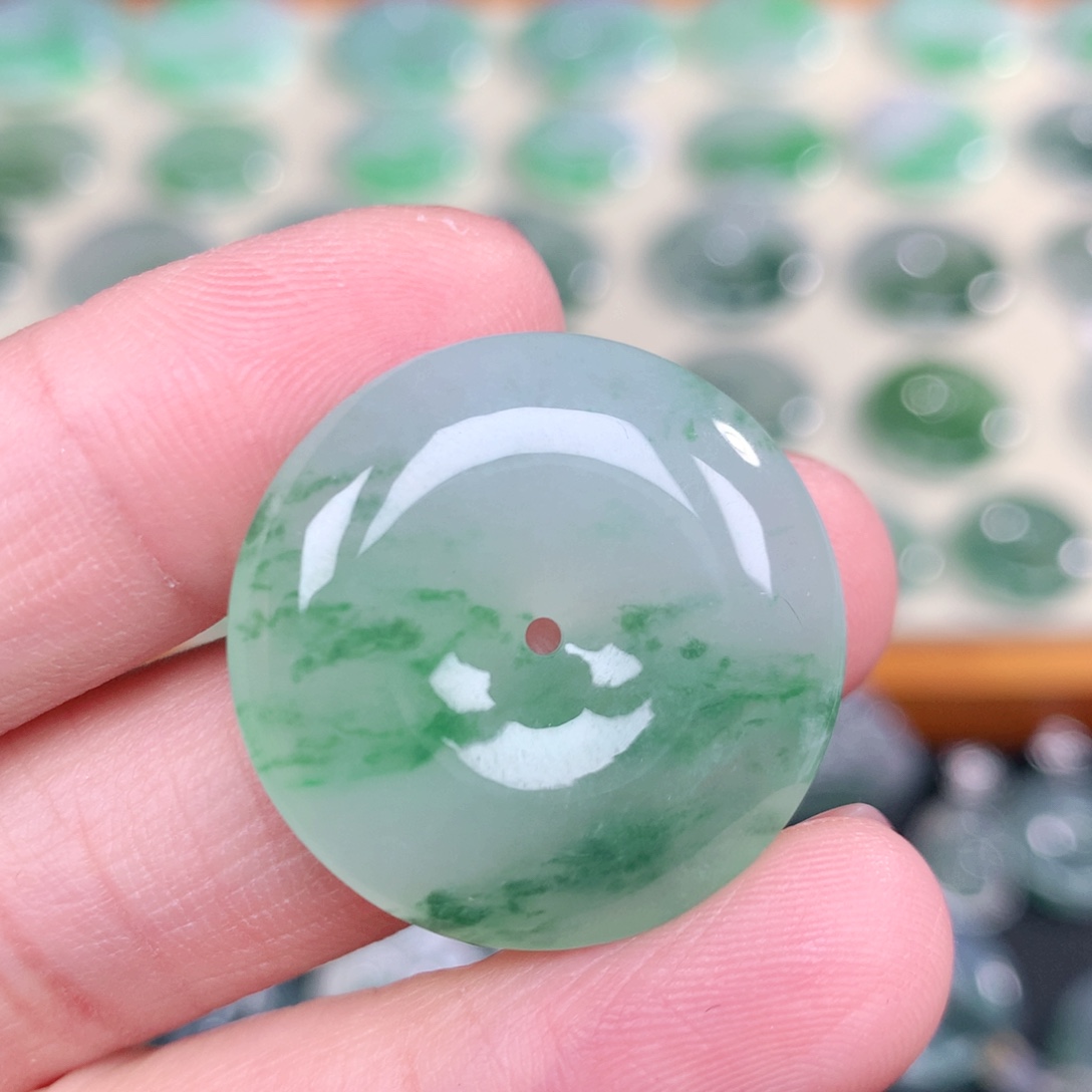 翡翠未镶嵌吊坠(不含链)26-6.2