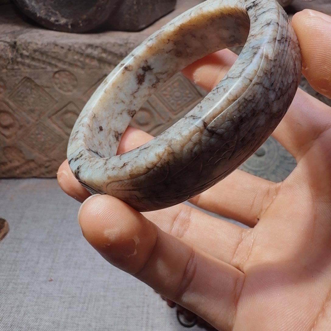 用***3和田玉（糖玉）未镶嵌挂件