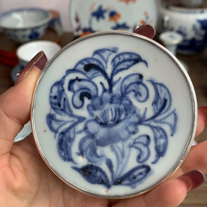 壶承现代纯手工的工艺品