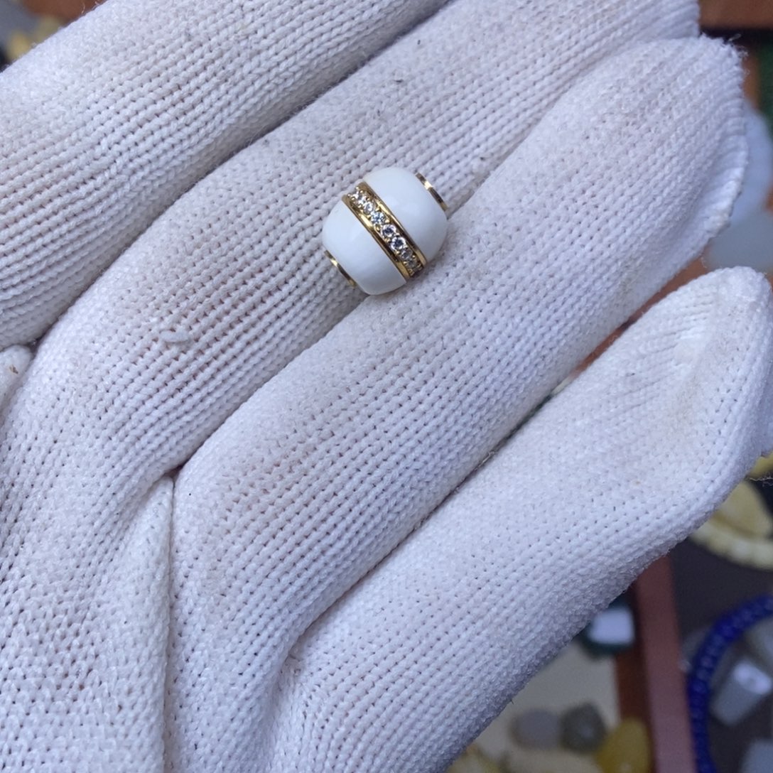 琥珀银S925镶嵌手链卡9