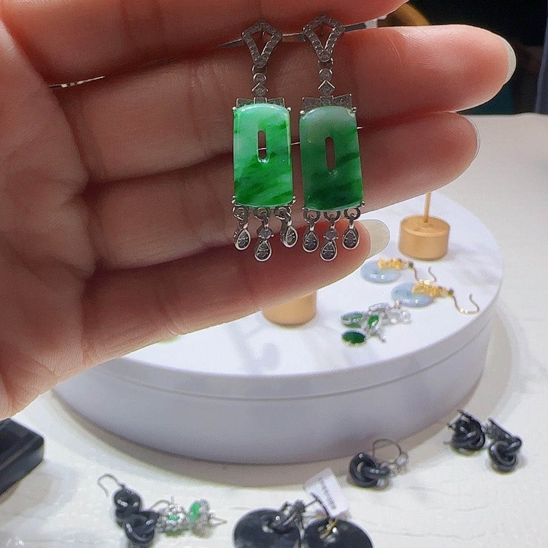 翡翠耳饰银S925镶嵌天然缅甸a货翡翠