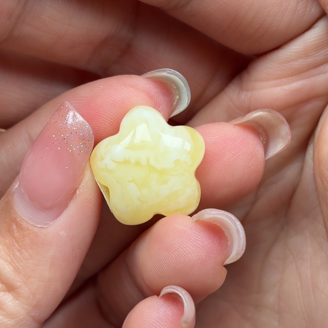 琥珀未镶嵌裸石蜜蜡