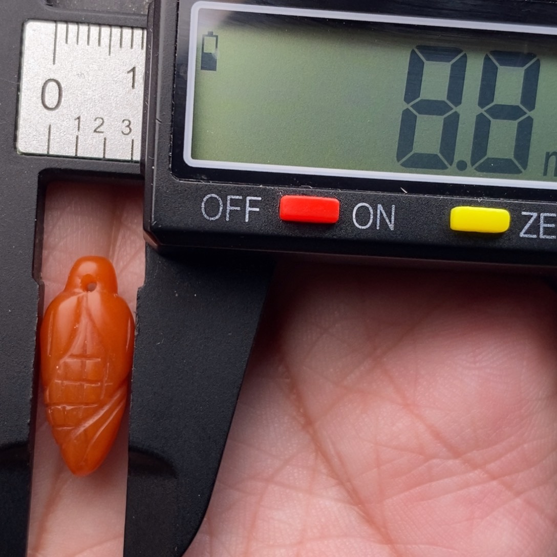 南红玛瑙配饰未镶嵌