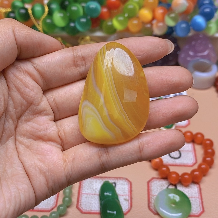 【闪购商品】玛瑙/玉髓颈饰未镶嵌h***y