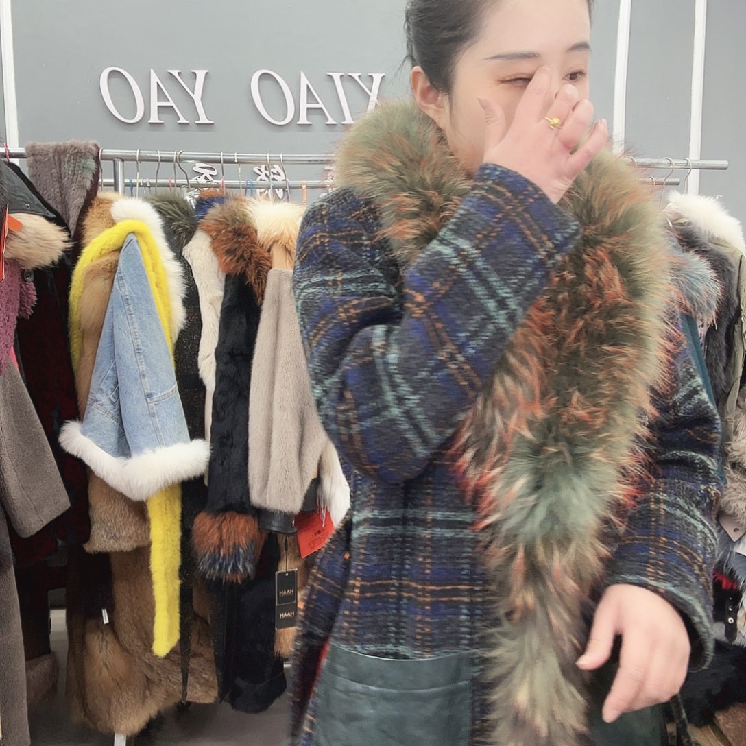 姚小妖家高端皮草