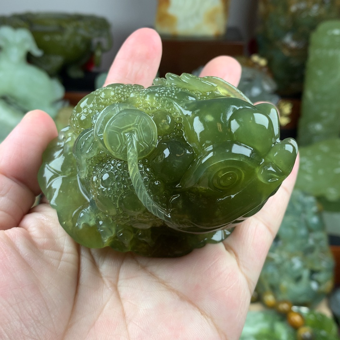 岫玉未镶嵌手把件