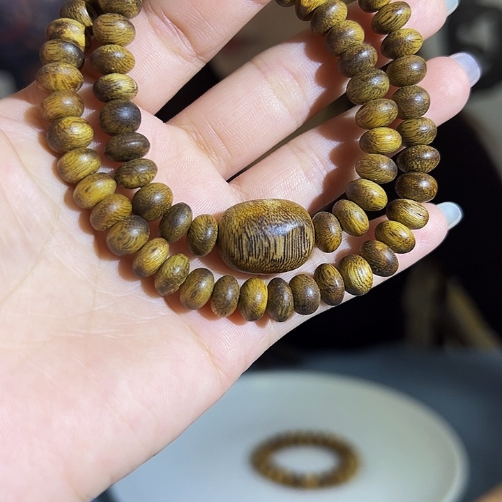 沉香沉香碎屑九九沉树丁虫漏双圈白棋0811