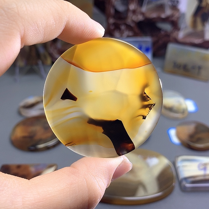 未镶嵌颈饰玛瑙/玉髓