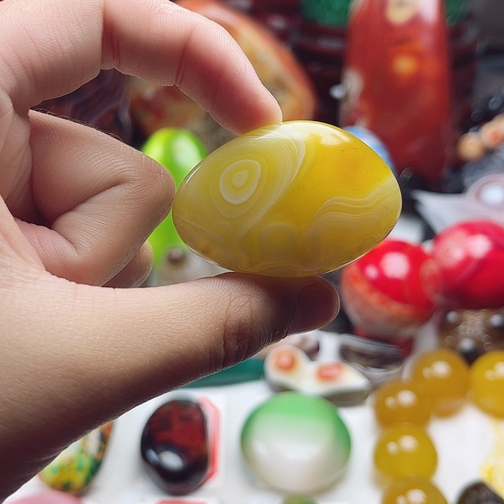 玛瑙/玉髓未镶嵌珠宝奇石