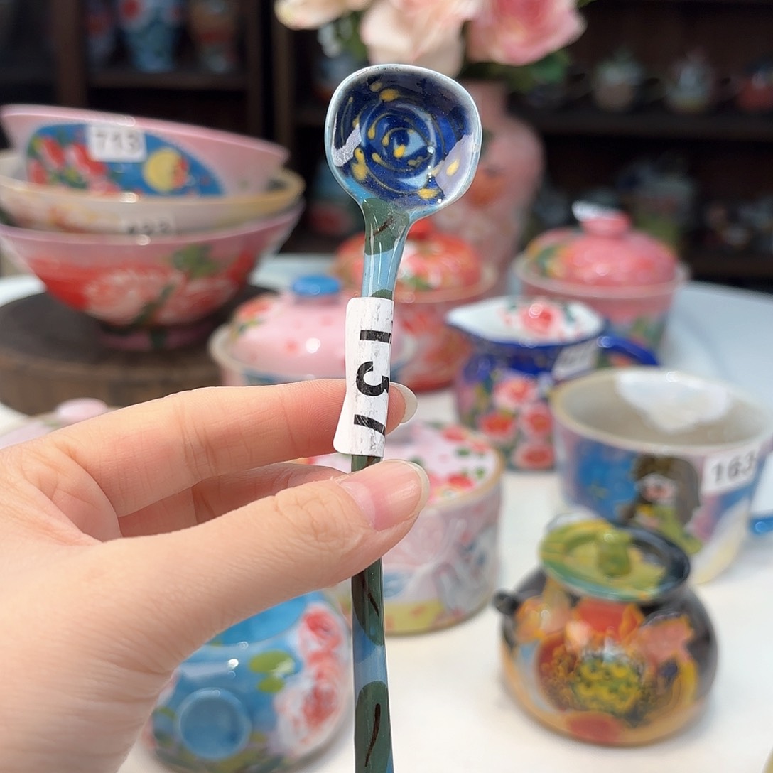 瓷片4。兔兔好帅的