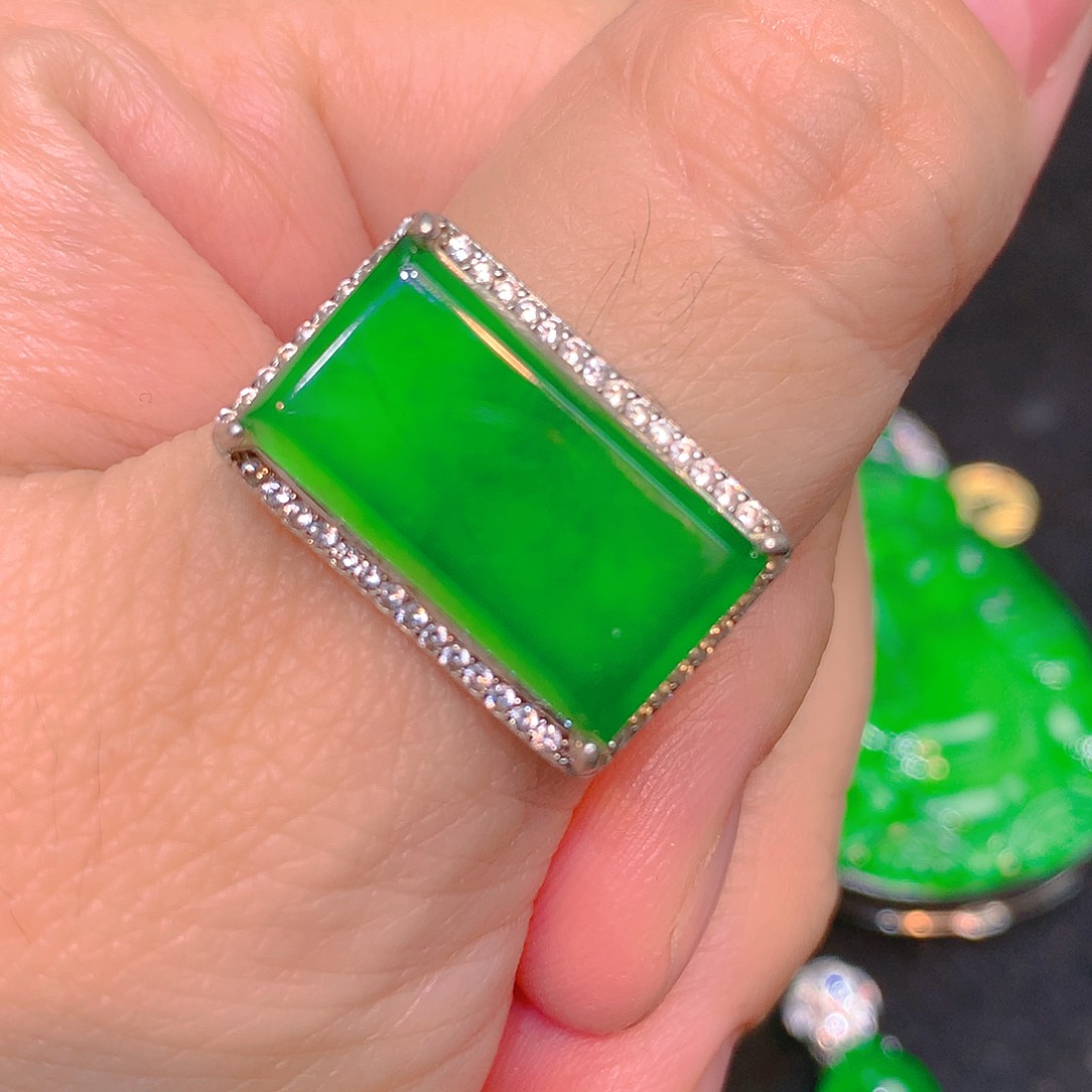 吊坠(不含链)银S925镶嵌翡翠翡翠