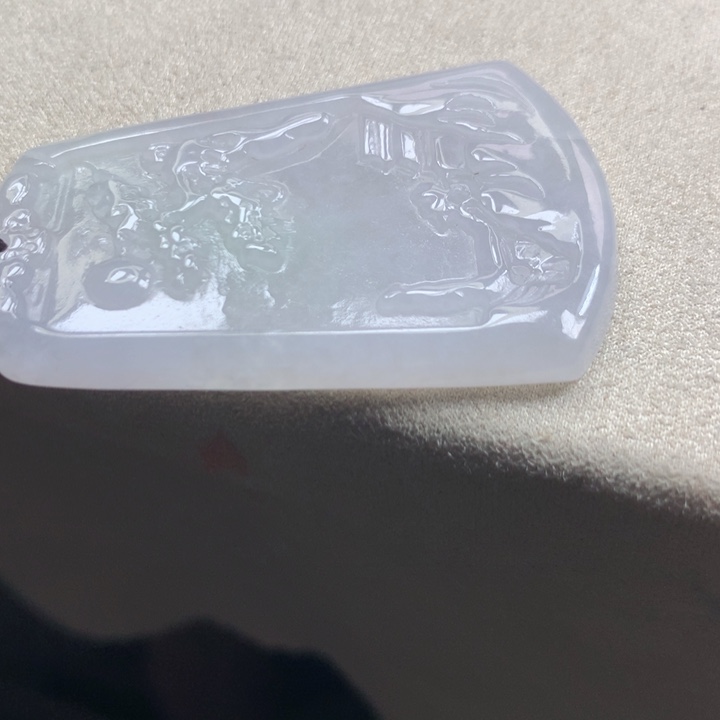 翡翠颈饰未镶嵌吊坠