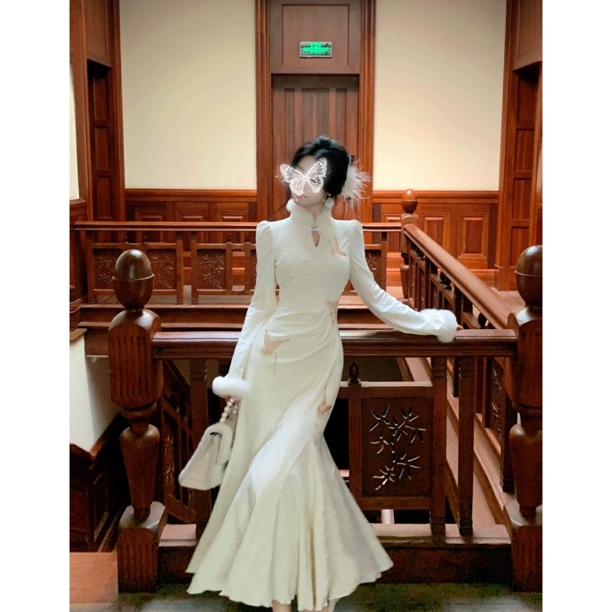 With U（9wt3780#）「春山赴雪」新中式提花收腰鱼尾加绒连衣裙12-30