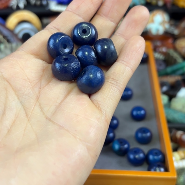 芳***生玛瑙/玉髓未镶嵌颈饰