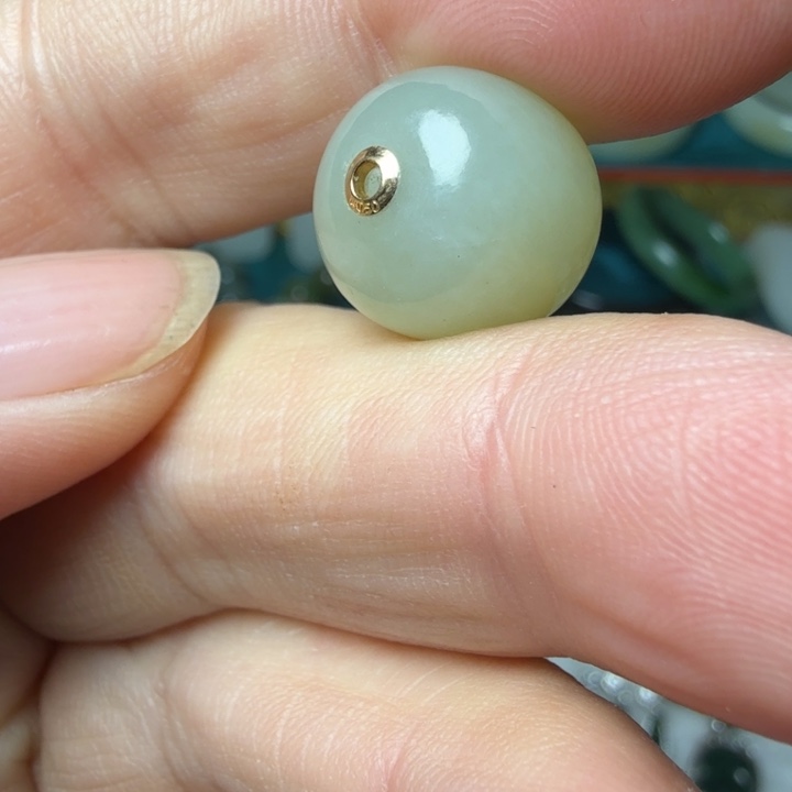 和田玉18K金镶嵌颈饰