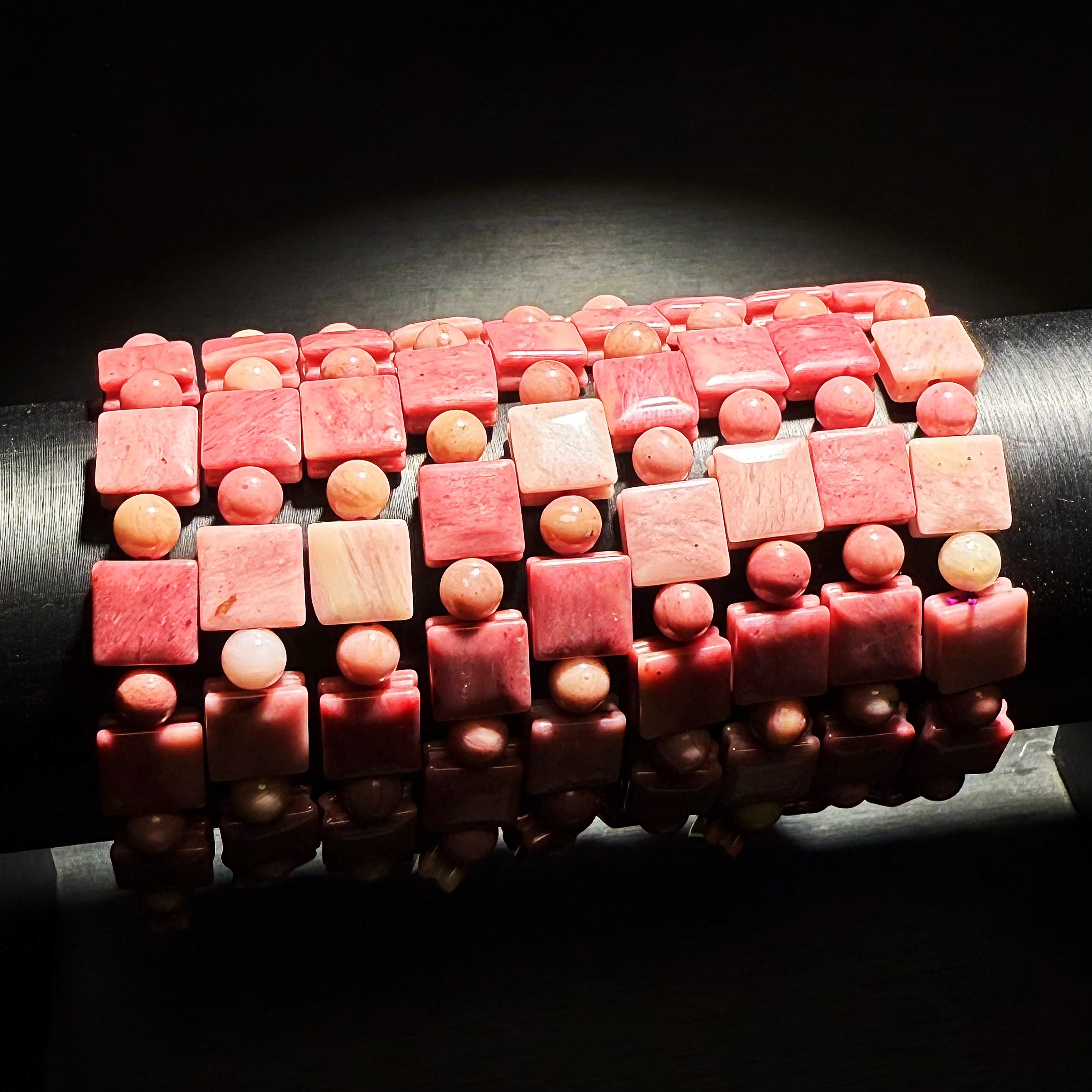 【皇后甄选】C050603 辰砂DIY 粉色方形手串 多样性发其一