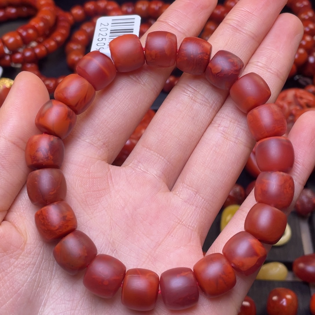 南红玛瑙其他未镶嵌11mm瓦西牛血火焰柔光直切手串