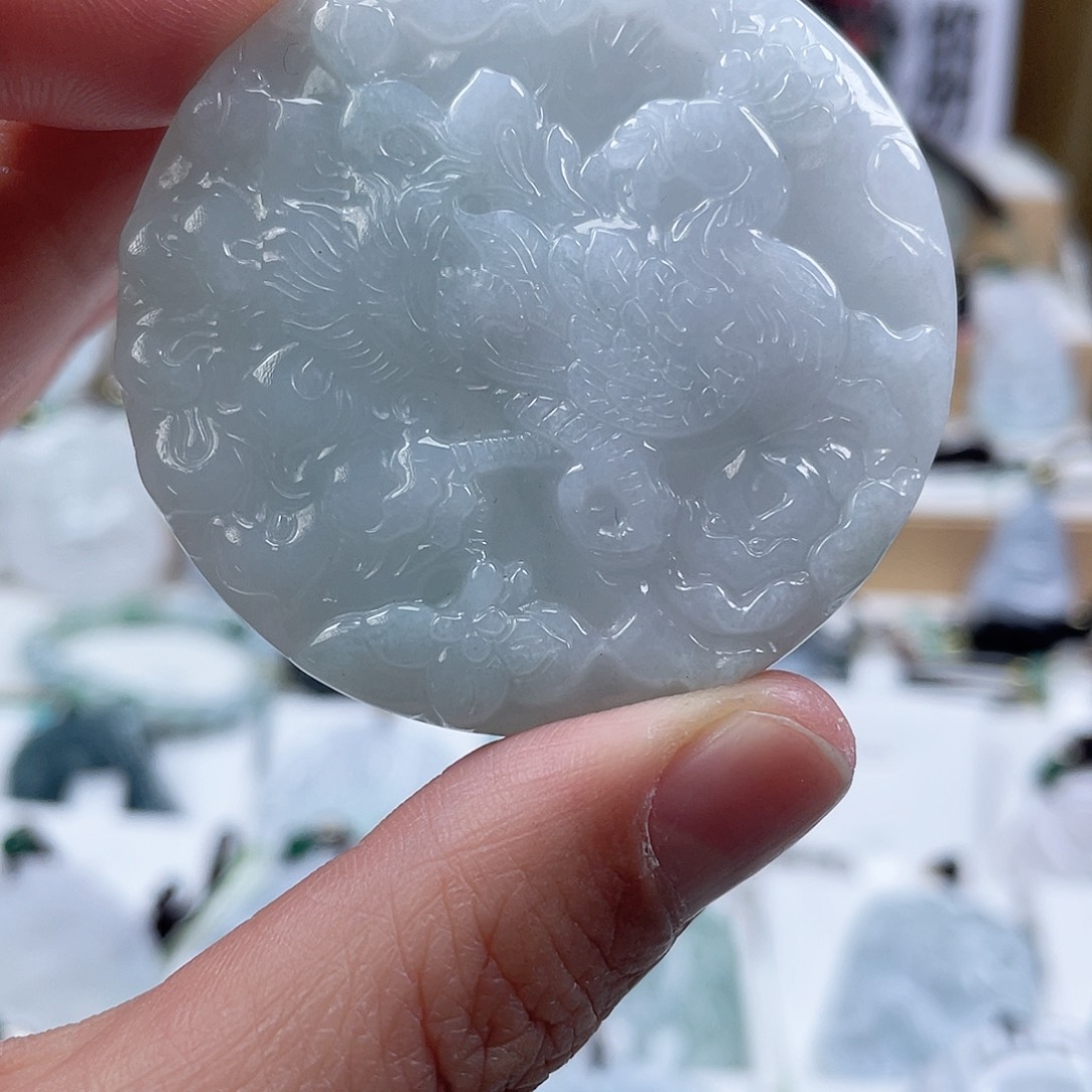 翡翠颈饰未镶嵌0524挂件