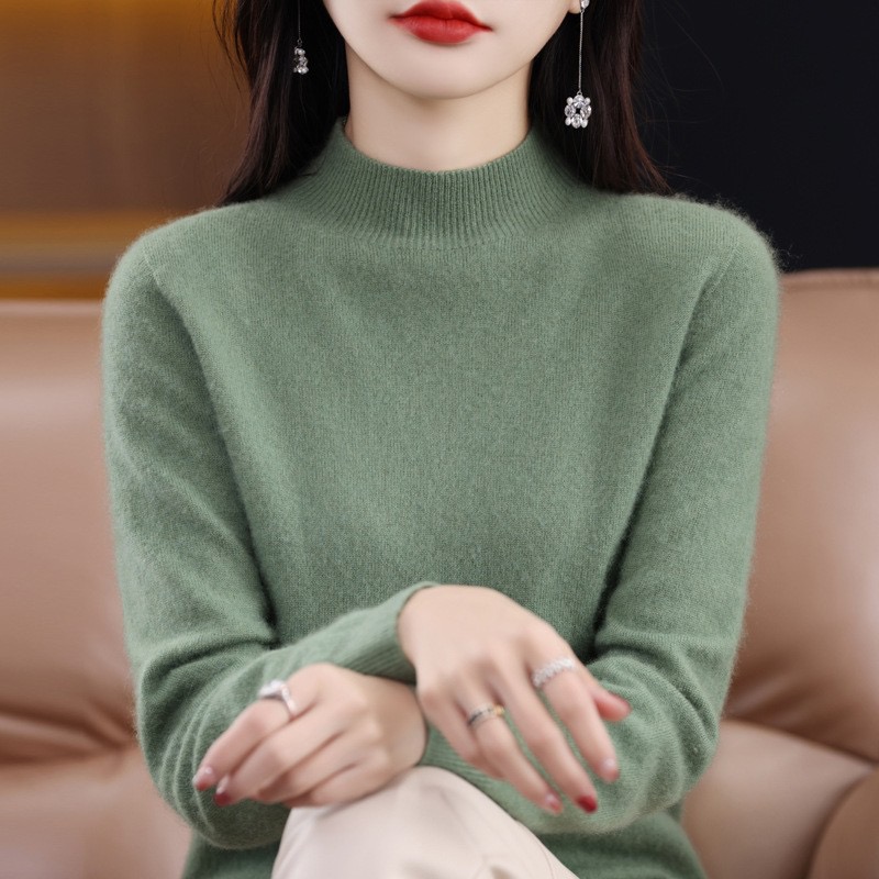 俞兆林半高领羊绒秋冬款含色针织女宽松打底