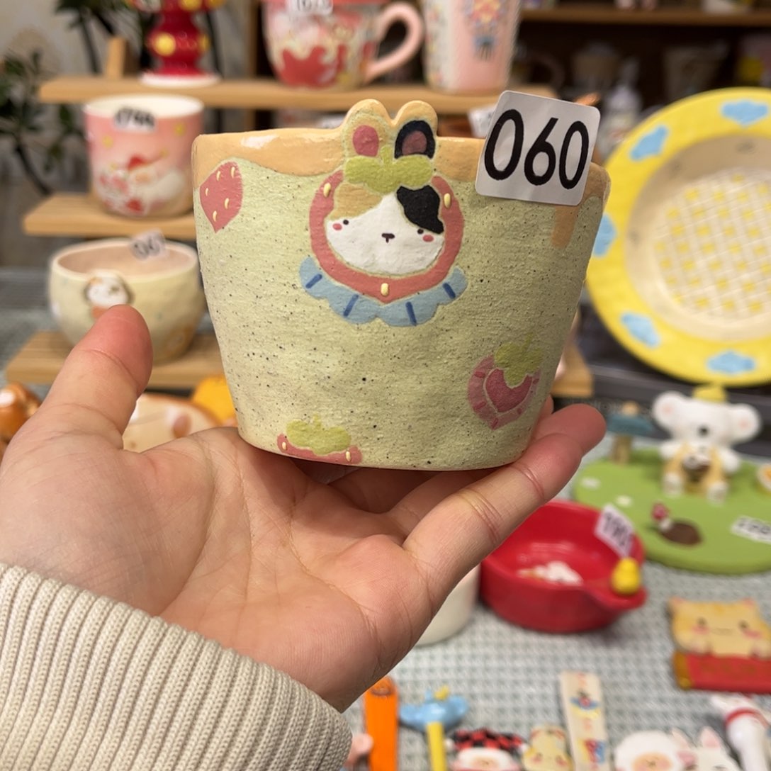 瓷片060哈哈哈哈哈哈哈哈