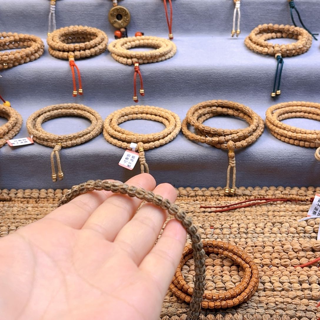 柏香籽/百香籽吊坠大***ぐ