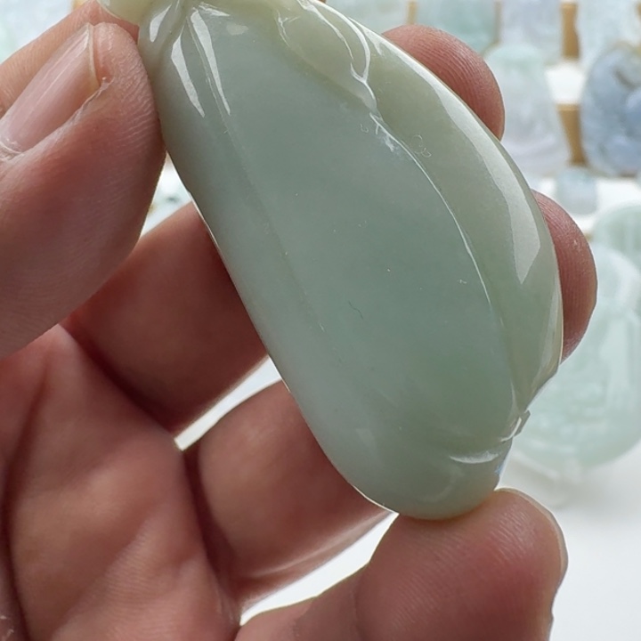 翡翠未镶嵌颈饰天然缅甸A货翡翠