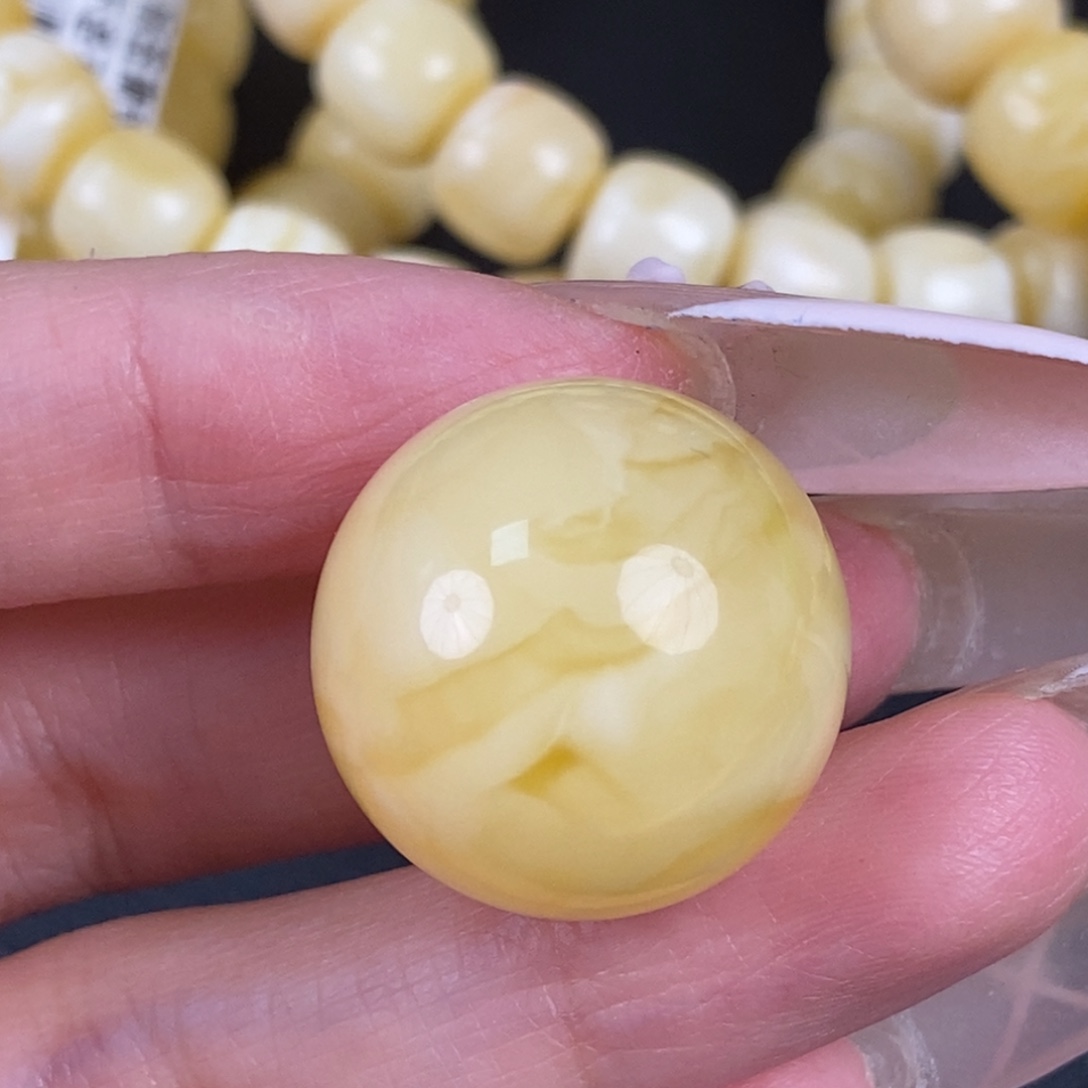 琥珀未镶嵌珠宝奇石247