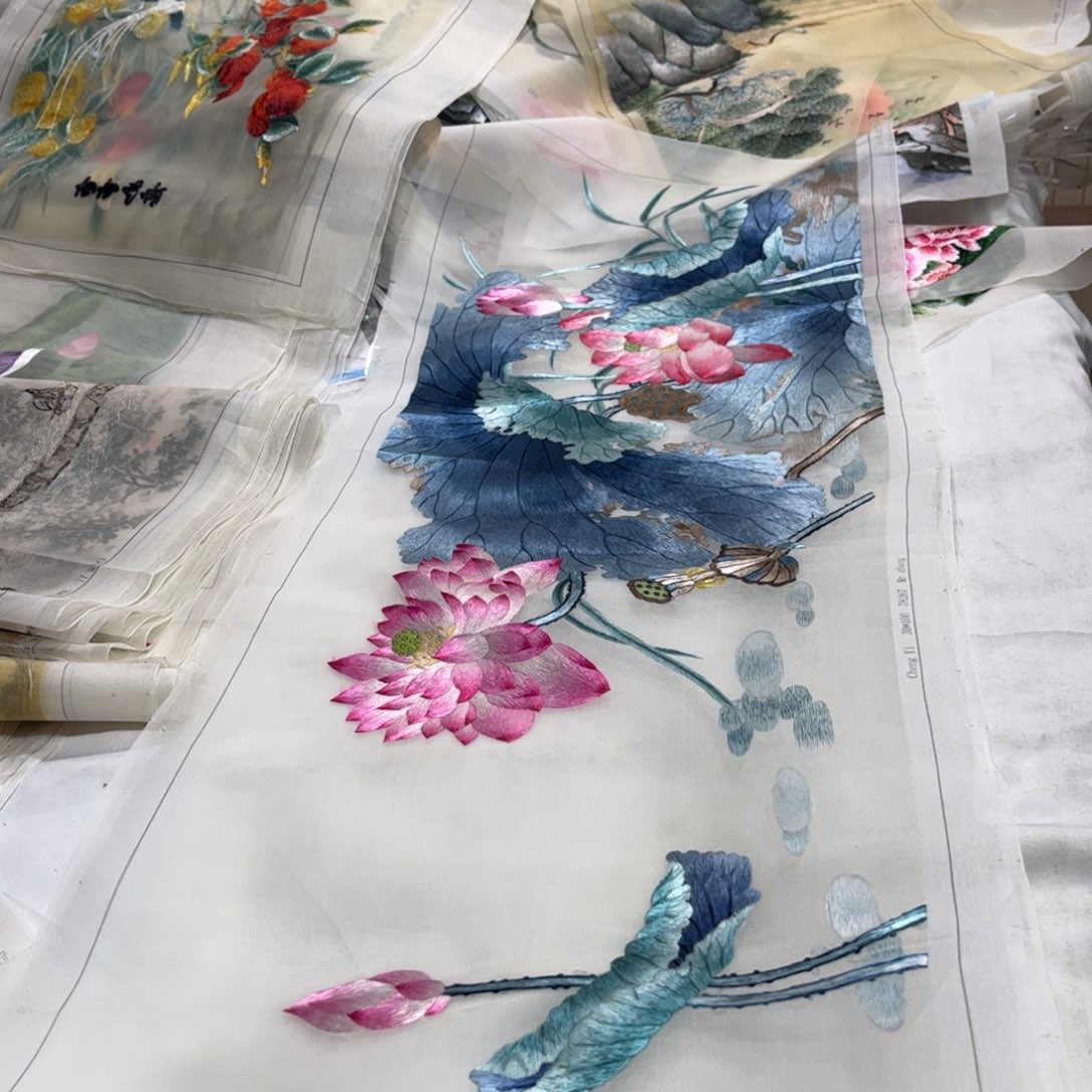 刺绣燕**楼纯手工打造最完美苏绣