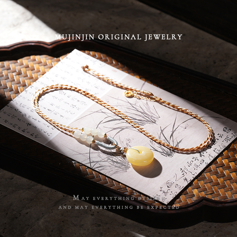 【木槿槿】天然蜜蜡平安扣吊坠女款国风设计款百搭气质项链珠宝饰品