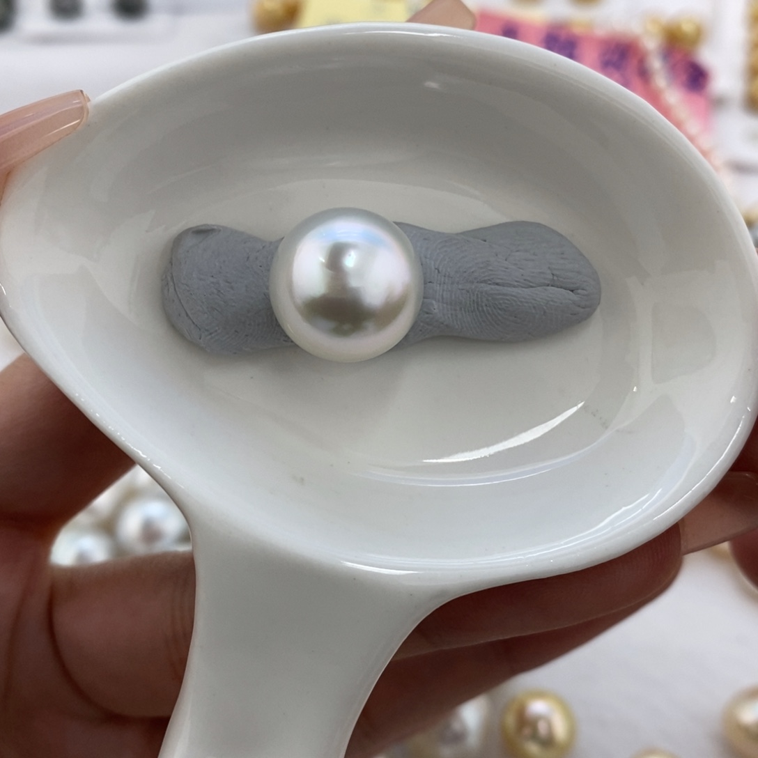 未镶嵌裸珠海水珍珠澳白单珠14+
