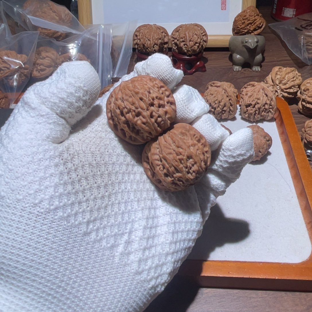 文玩核桃把件36全品小血磨盘