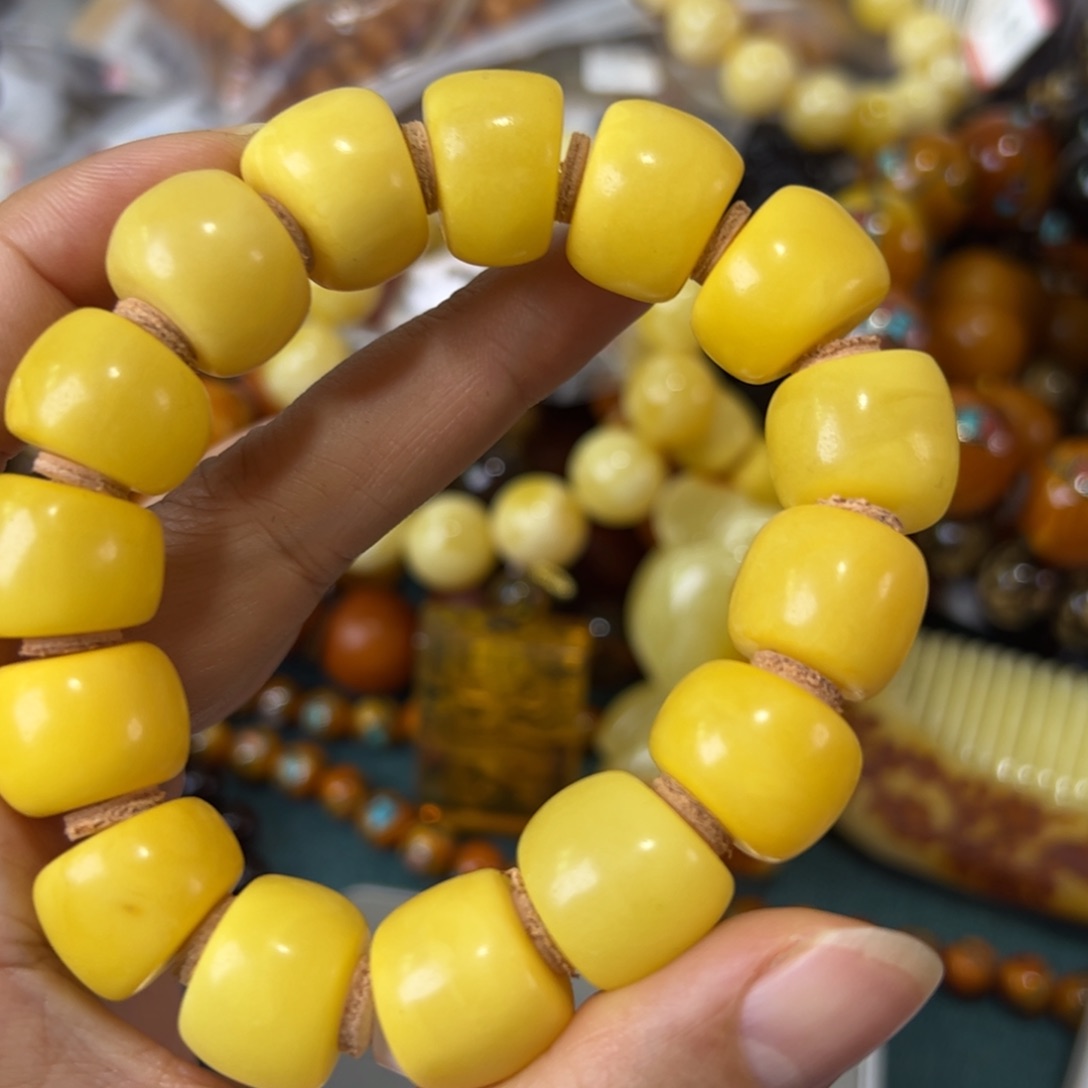 未镶嵌琥珀珠宝奇石837