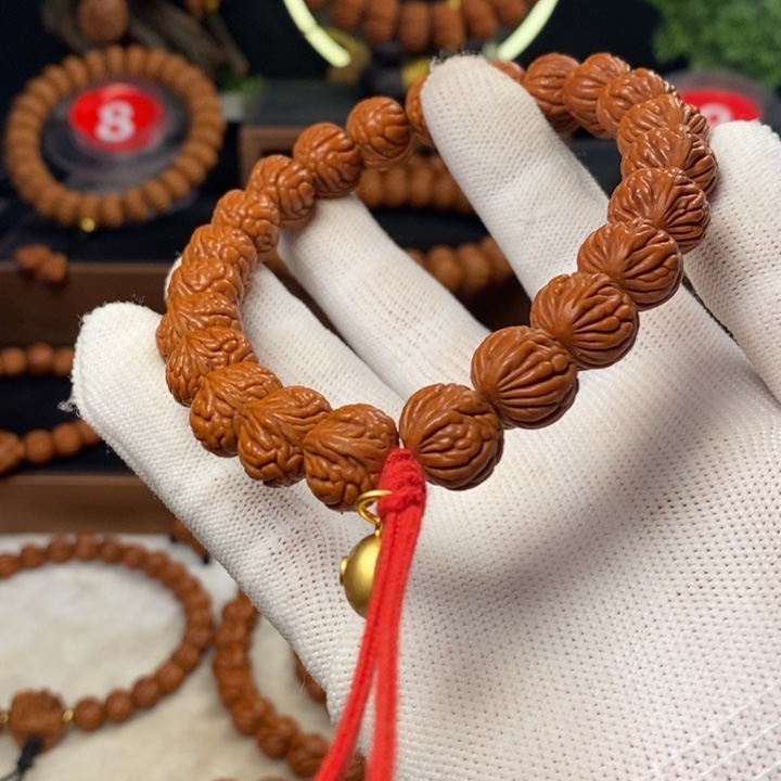 桃核吊坠秦岭龙纹桃核