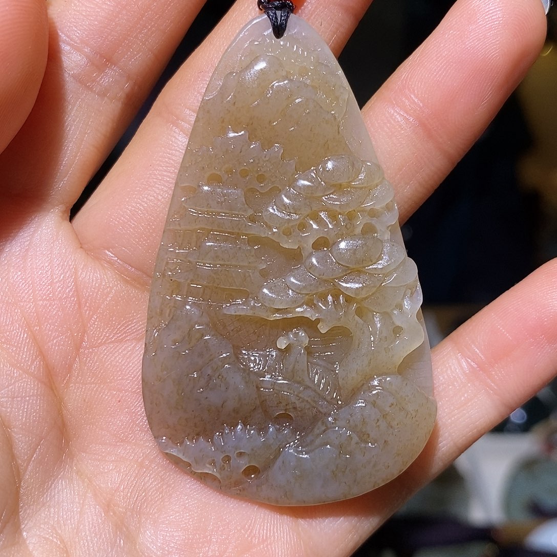 和田玉未镶嵌颈饰