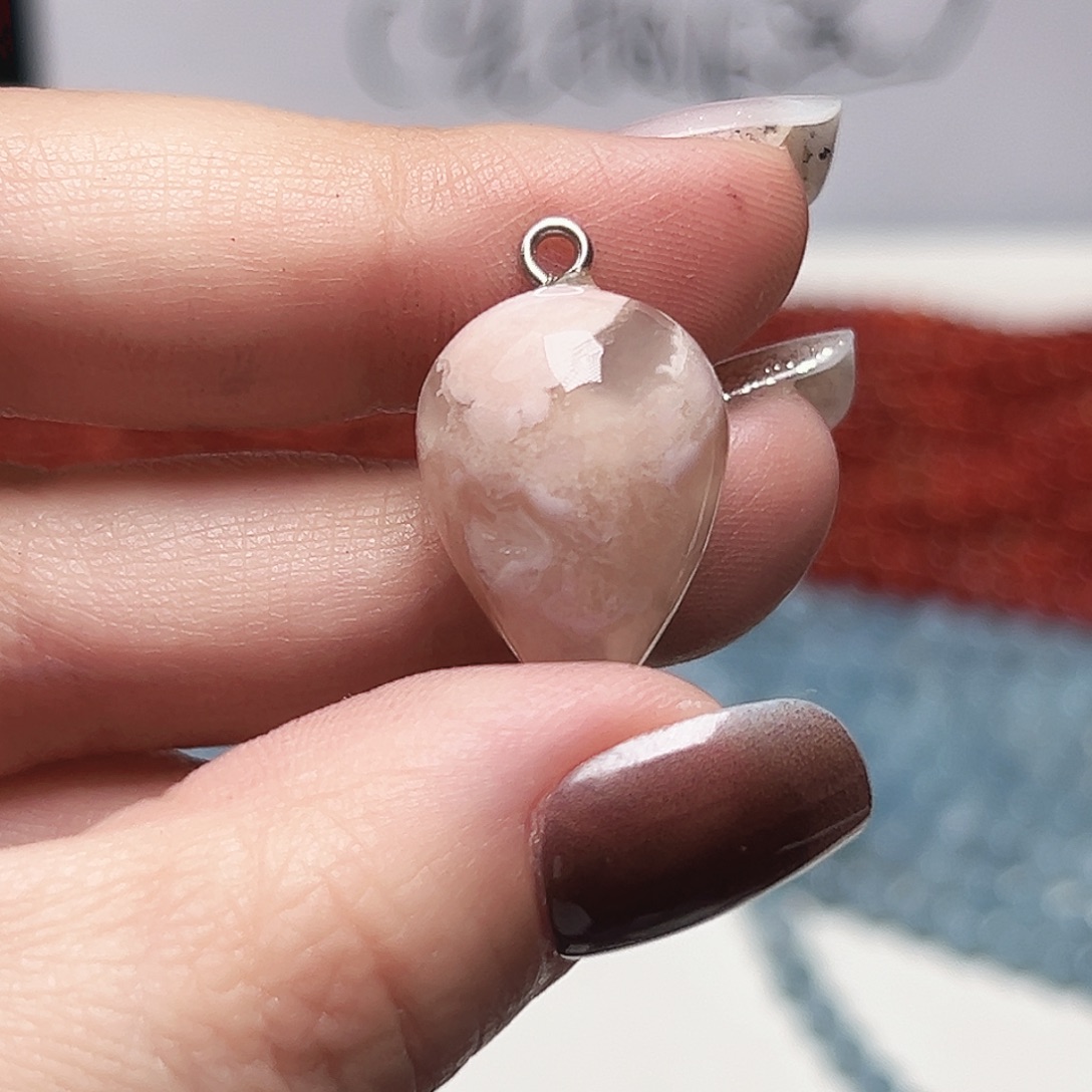 玛瑙/玉髓未镶嵌珠宝半成品t414浅樱色系樱花玛瑙吊坠22.8×16