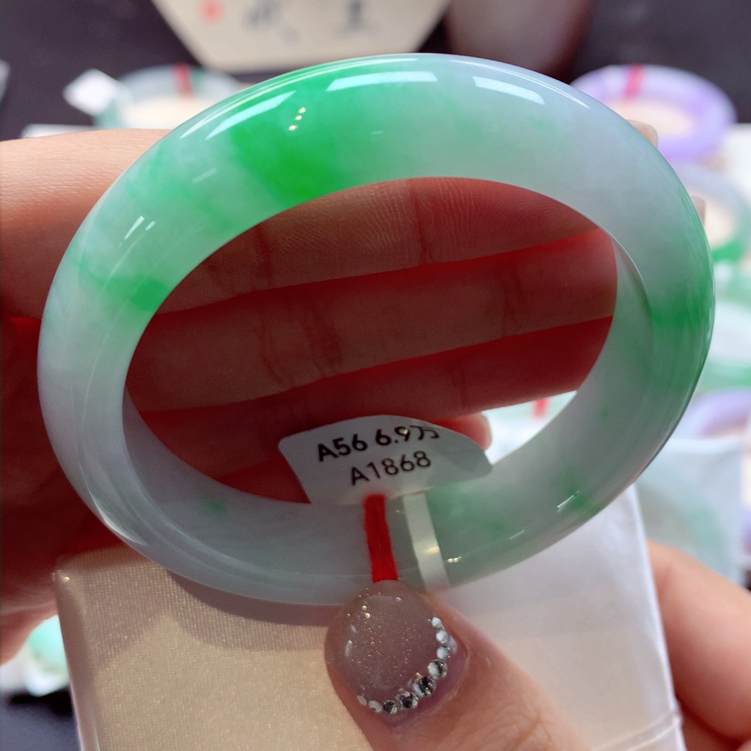 翡翠手镯未镶嵌憨**?正圈77（大漏价）