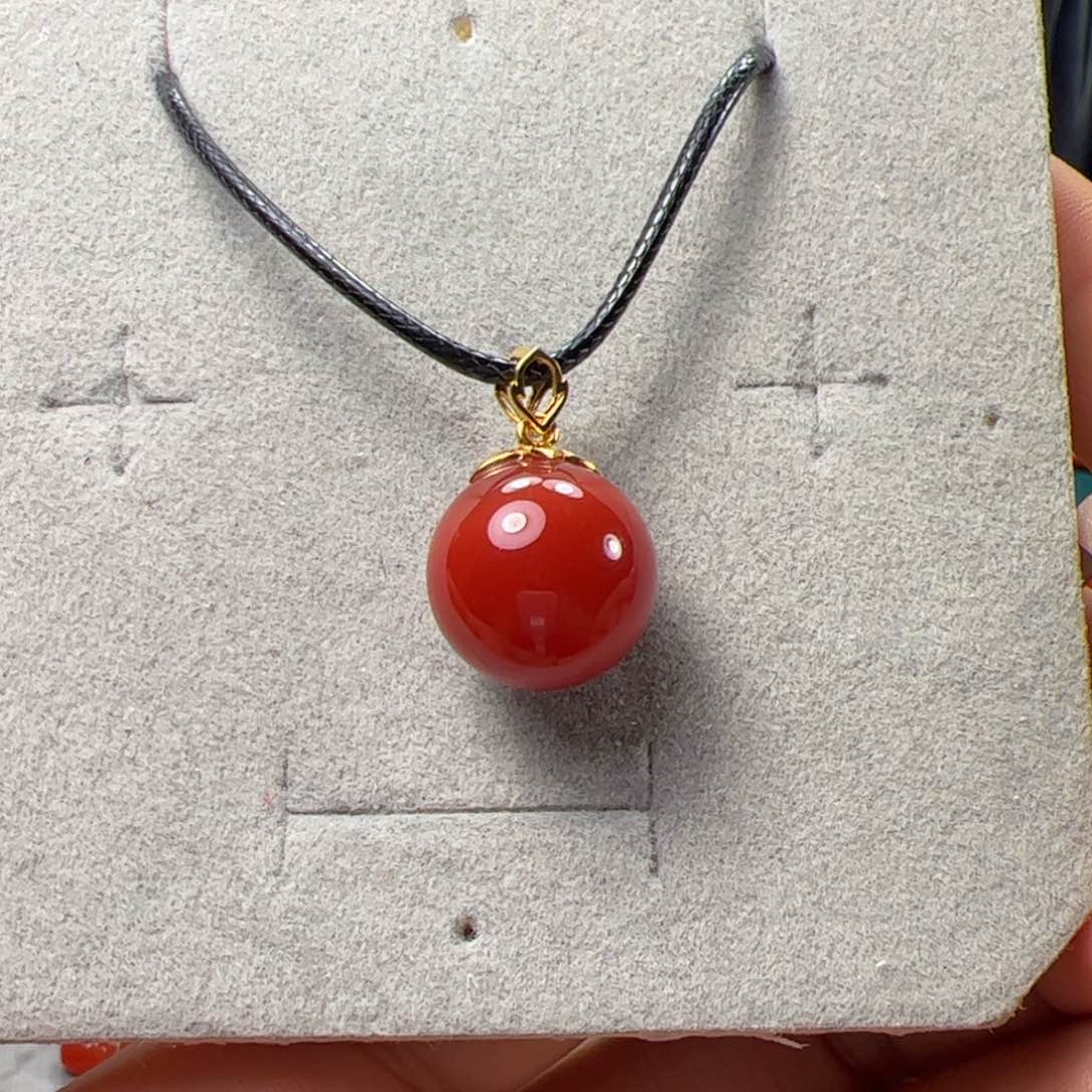 南红玛瑙锁骨珠吊坠18K金镶嵌