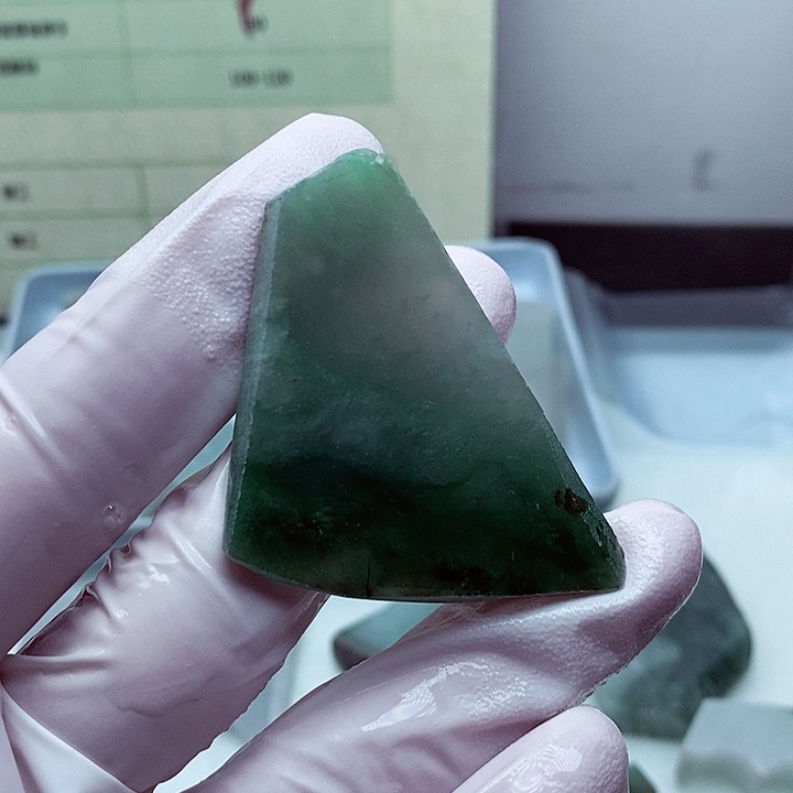 翡翠颈饰未镶嵌缅甸翡翠A货翡翠