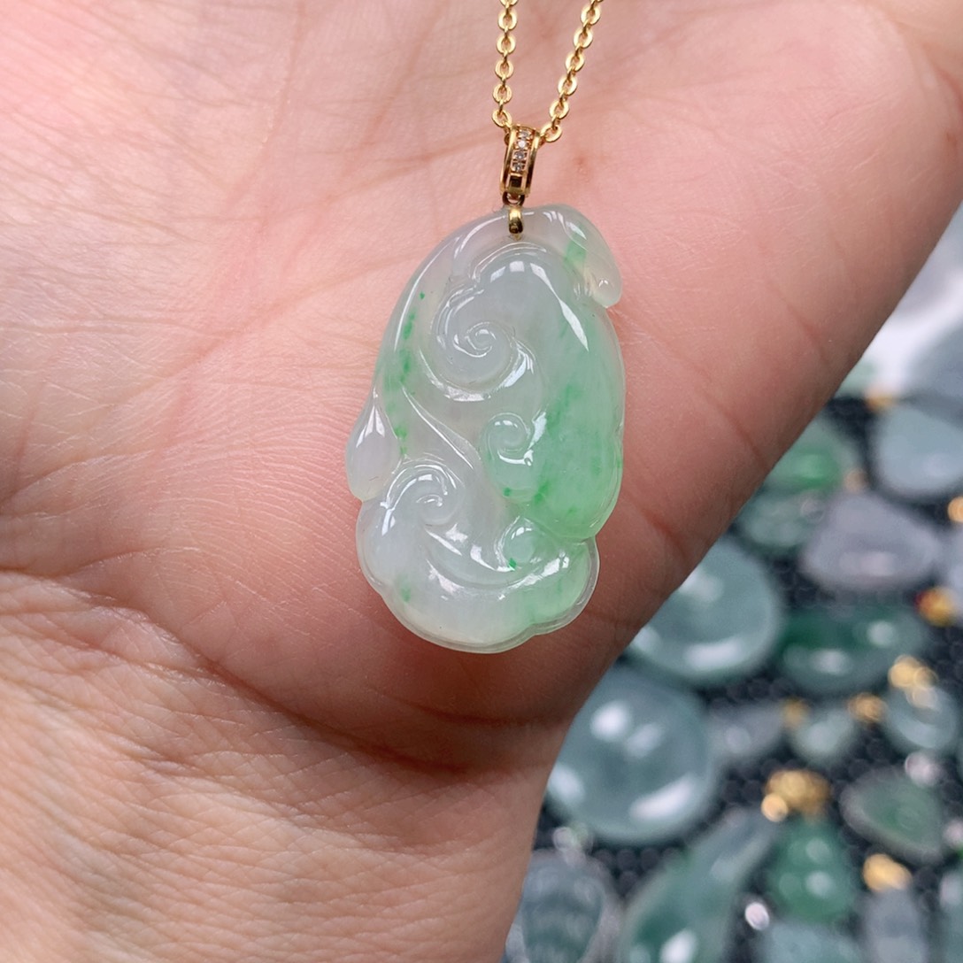 【闪购商品】翡翠吊坠(不含链)18K金镶嵌