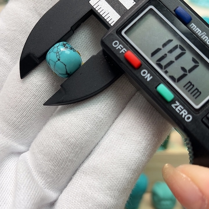 绿松石珠宝未镶嵌