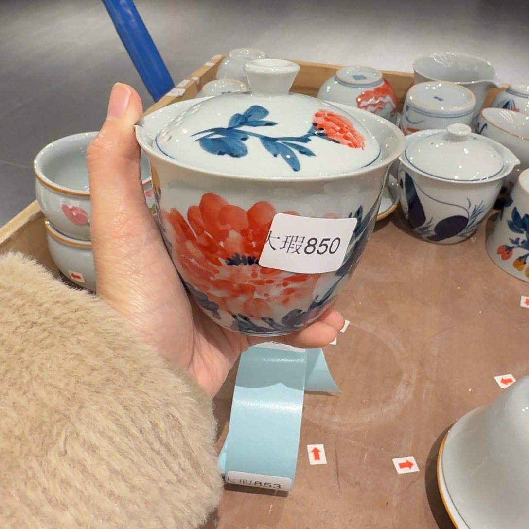 釉下手绘茶具微瑕