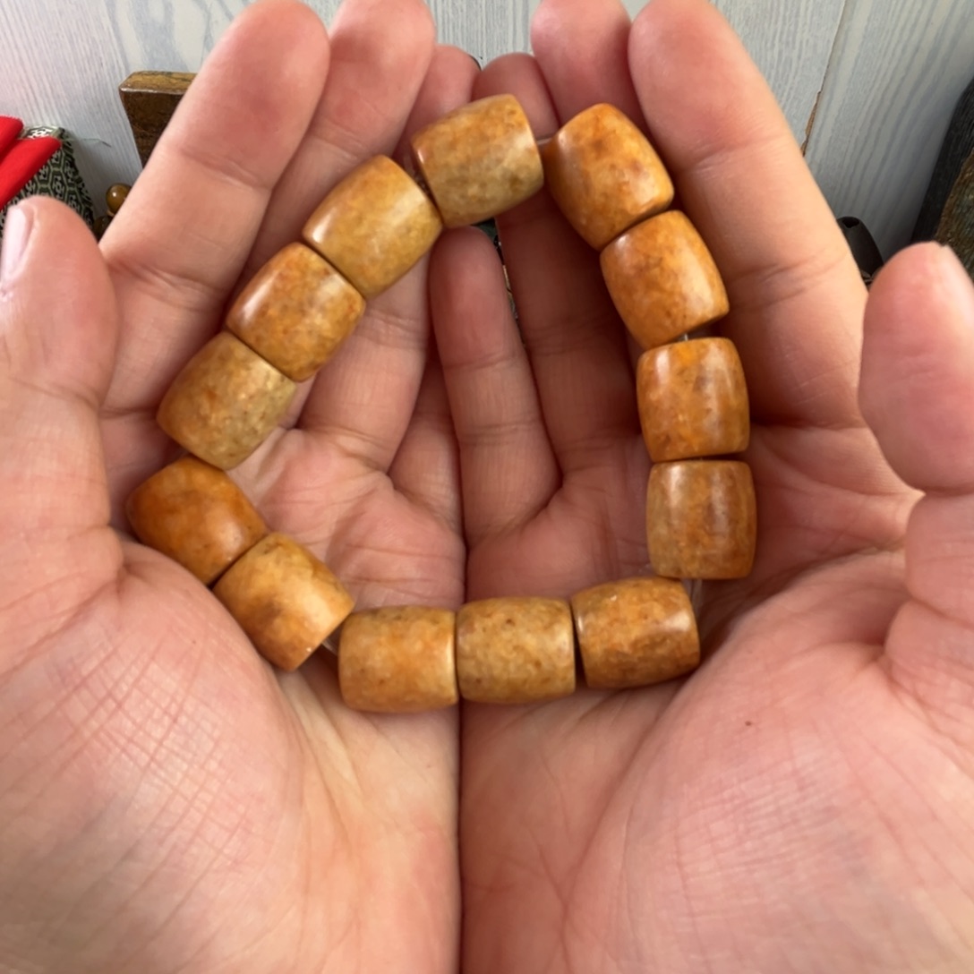 岫岩河磨玉（透闪石质玉）手串未镶嵌专**料