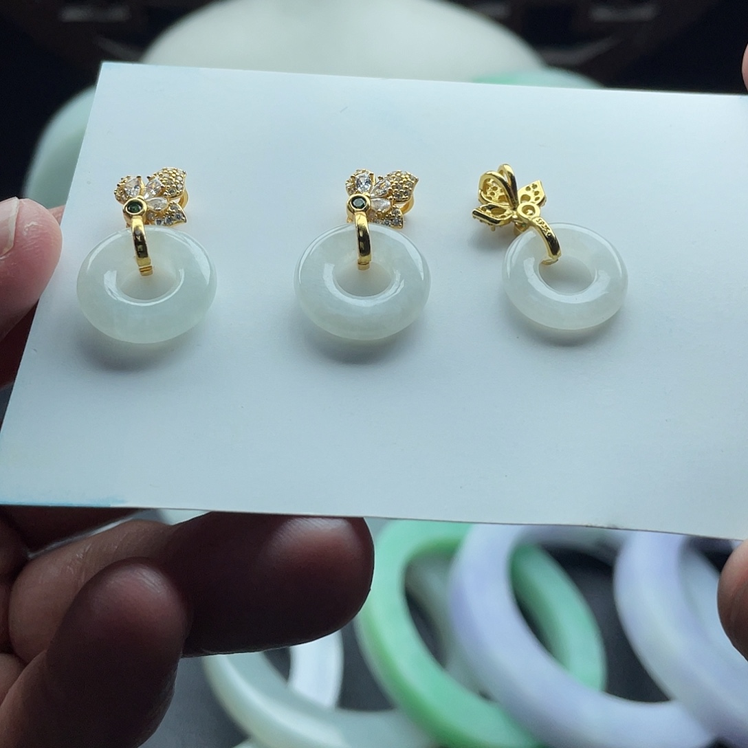 翡翠未镶嵌颈饰多样性发货