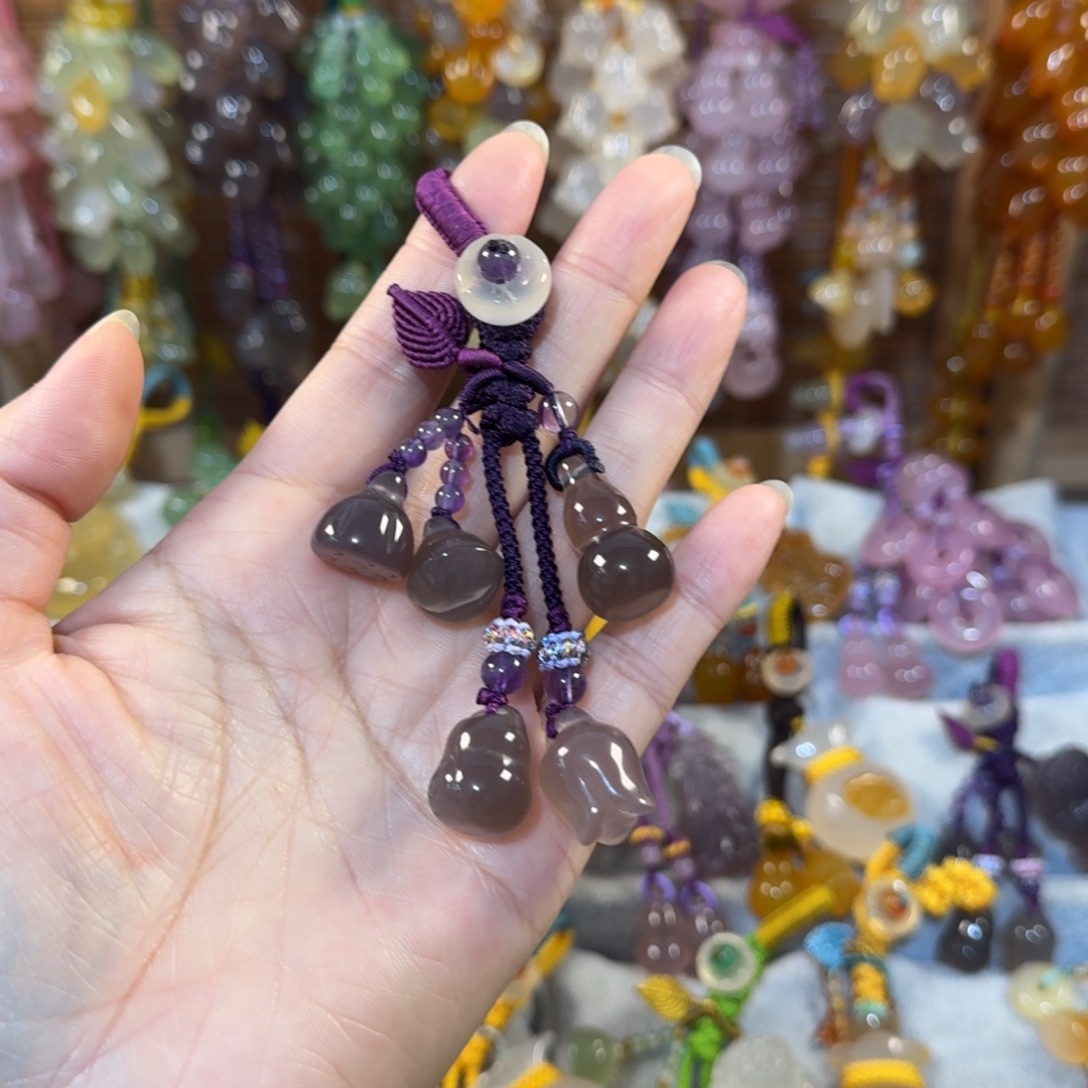 玛瑙/玉髓未镶嵌钥匙挂件