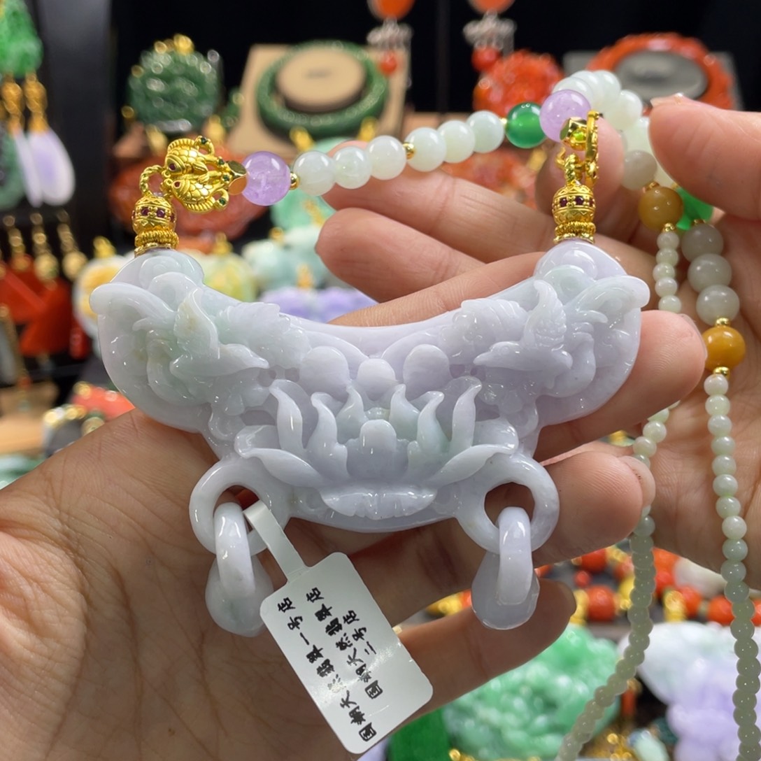 翡翠颈饰未镶嵌代编织