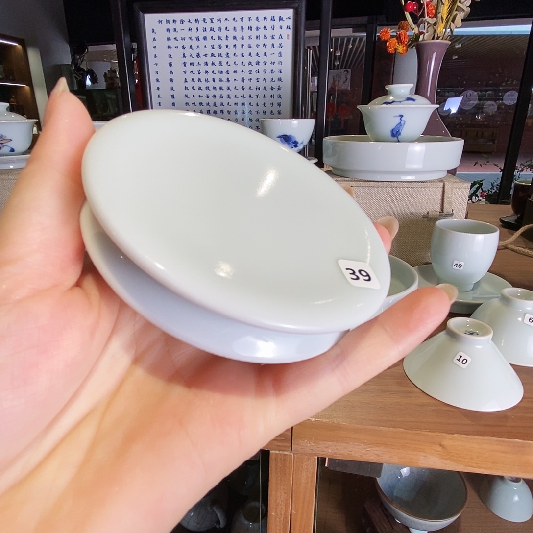 天予窑浮力玉青盖置